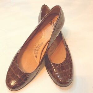 Sofft Dark Brown Croc-Embossed High Heels